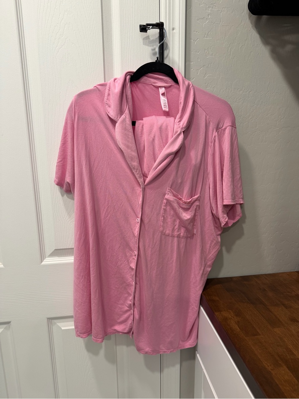 Skims short sleeve and shorts pajama set